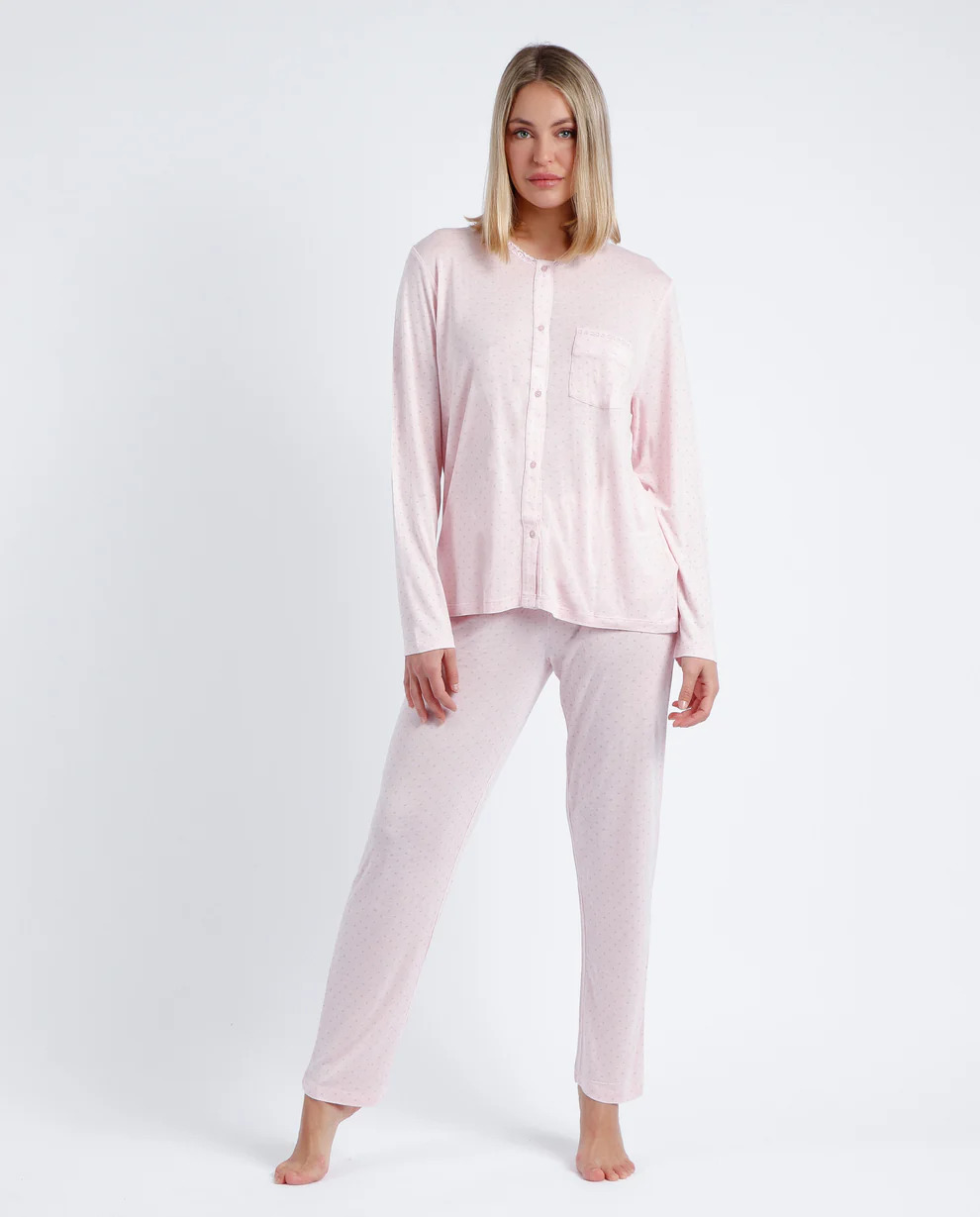 pijama-admas-mujer-manga-larga-amplia Pijama Admas de mujer de manga larga amplia con diseño cómodo y corte holgado ideal para descansar.
